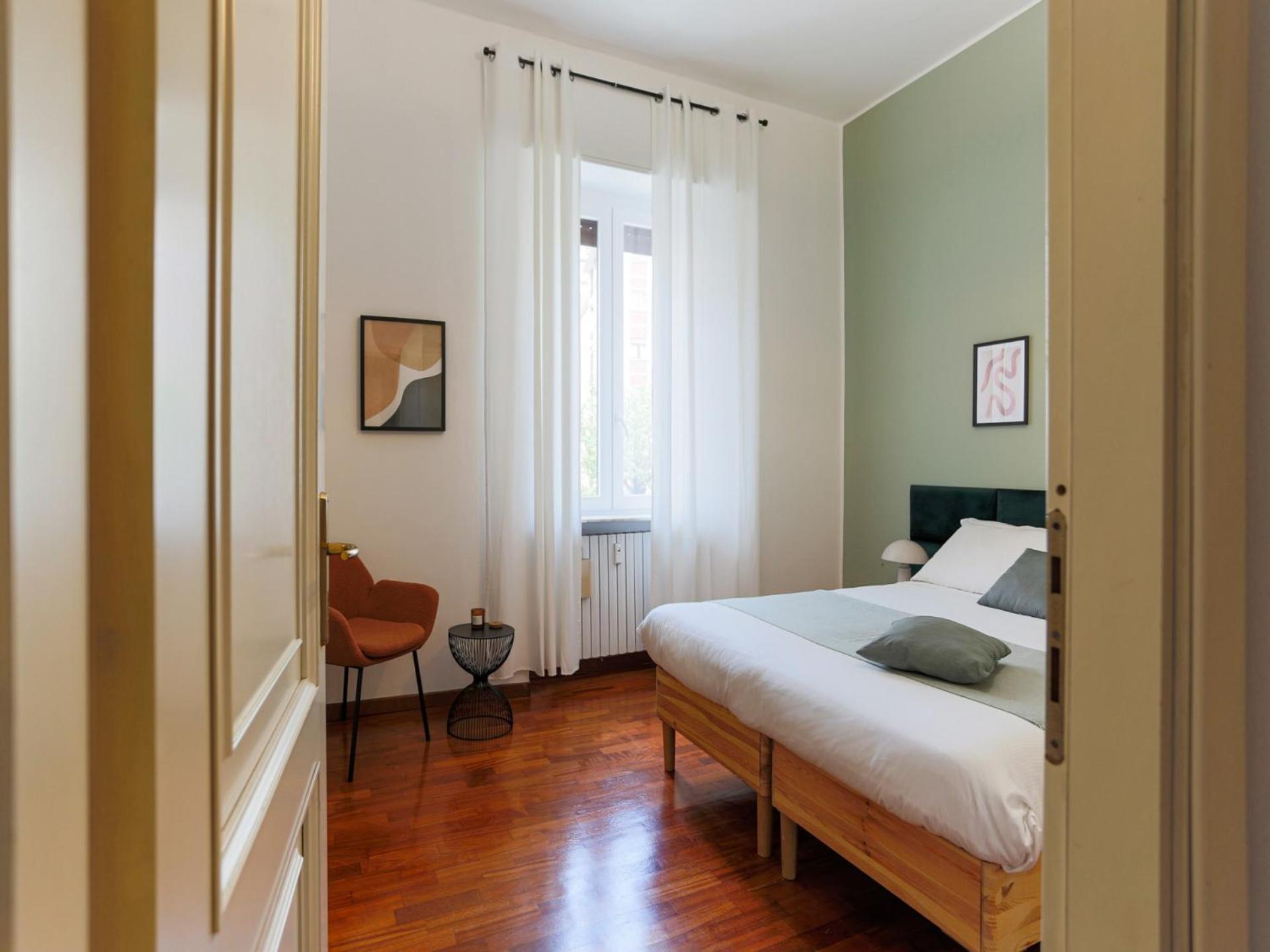 The Rent - Modern Two-bedroom In Porta Romana Milan